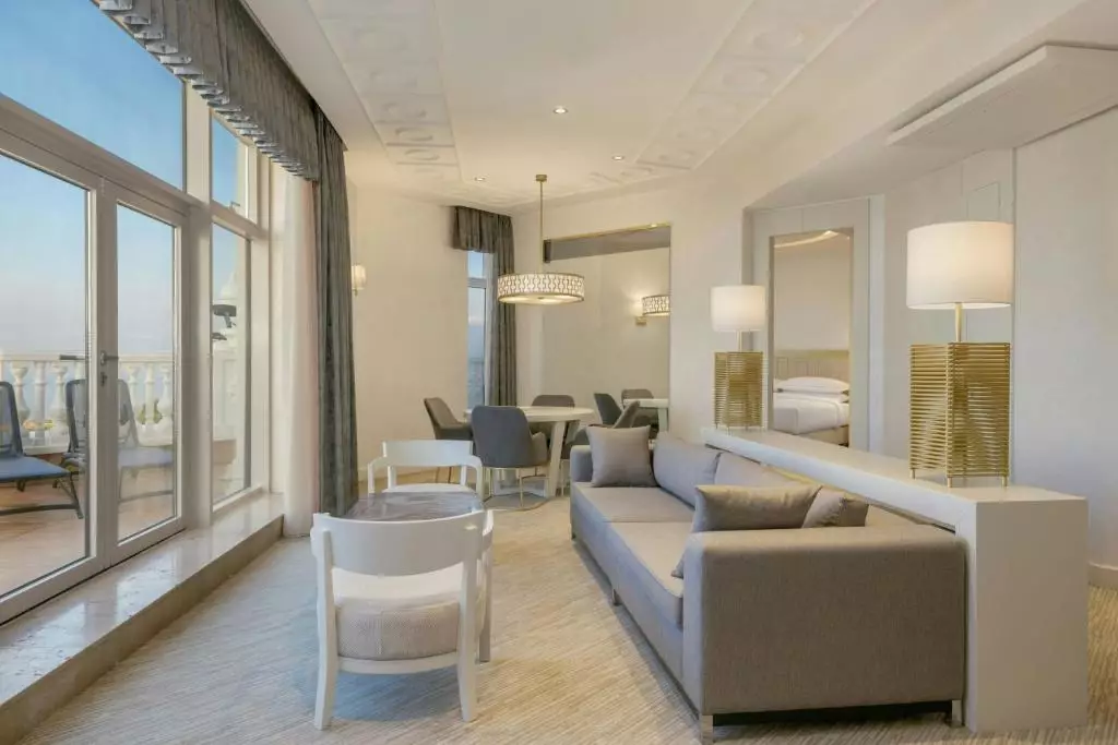 اتاق HOTEL SHERATON BATUMI